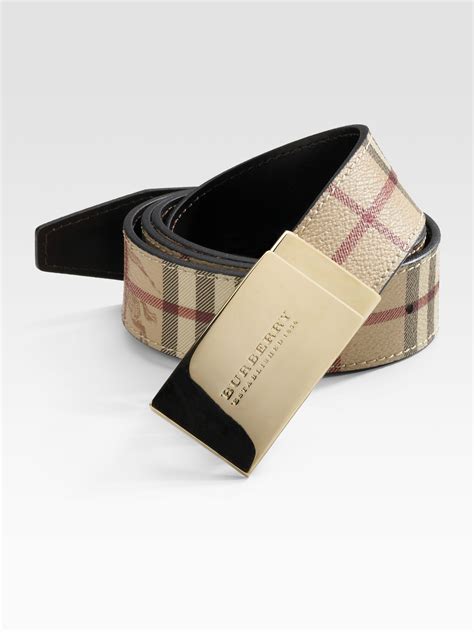 dreieckstuch burberry|Burberry signatures for men.